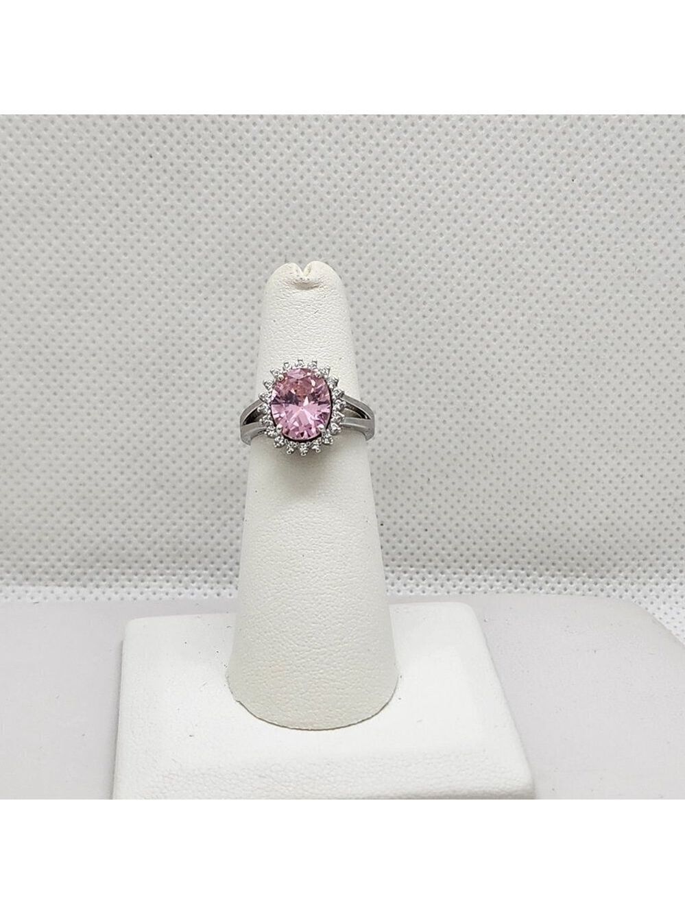 Brand New Sterling Silver 925 Pink gemstone Ring